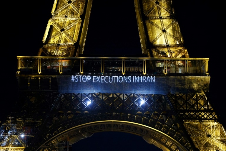 Two Iranian dissidents at 'imminent risk' of execution: activists
