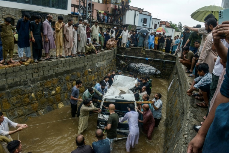 Pakistan landslide after heavy rain kills 3, with 15 missing