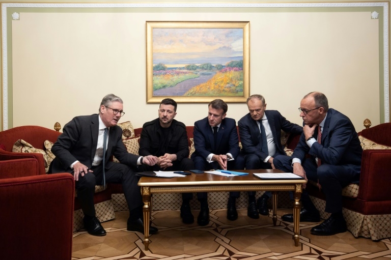 UK hosts European ministers for Ukraine talks amid ceasefire call