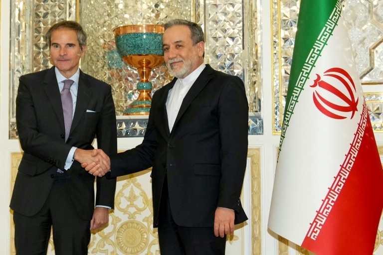 UN nuclear chief in Tehran ahead of fresh Iran-US talks