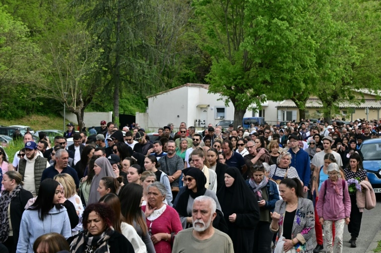 French mosque murder suspect, 21, surrenders in Italy