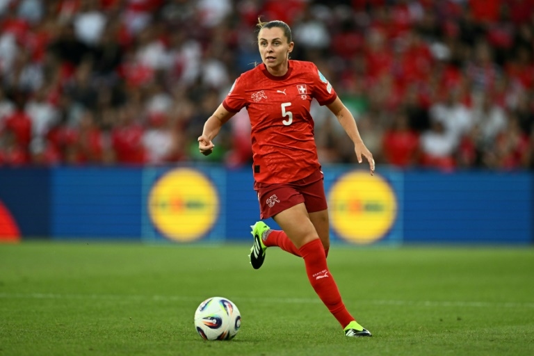 Fan energy key for Swiss in Euros clash with Spain, says Maritz