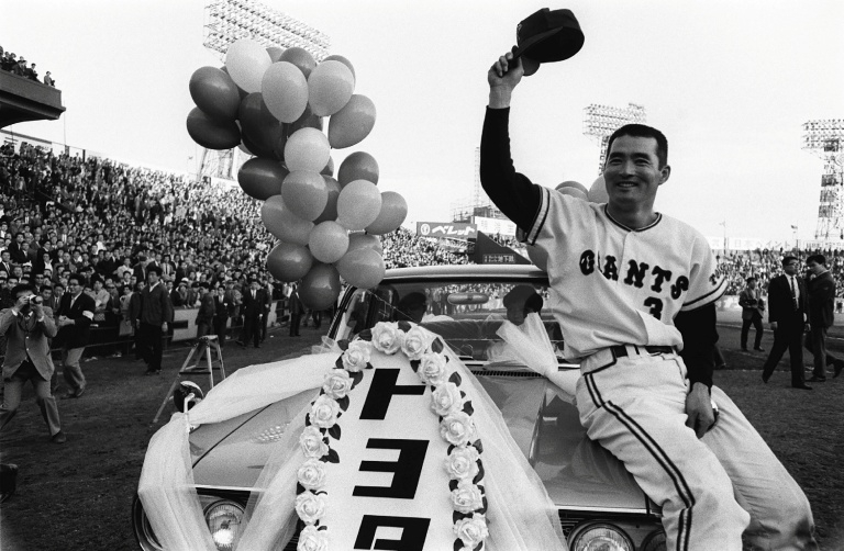 Ohtani leads tributes as Japan's 'Mr. Pro Baseball' dies at 89