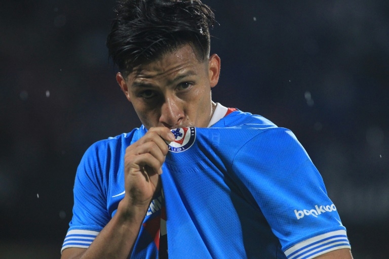 Cruz Azul thrash Vancouver Whitecaps to win CONCACAF Champions Cup