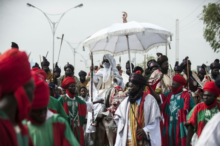 Nigerian police ban Kano Eid parade as rival emirs dispute throne