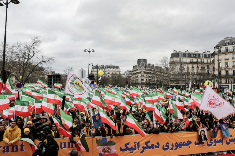 Thousands rally in Paris against Iran's leaders