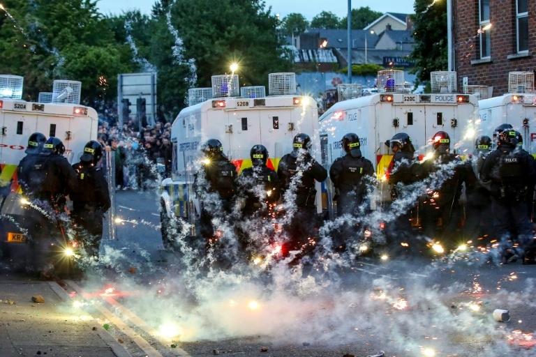 More arrests after third night of unrest in N. Ireland town