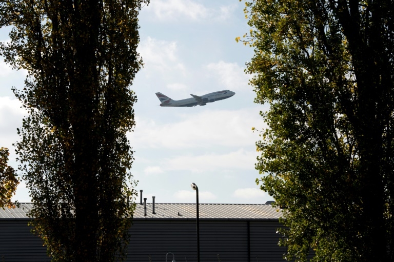 'Very sad' west Londoners oppose Heathrow expansion