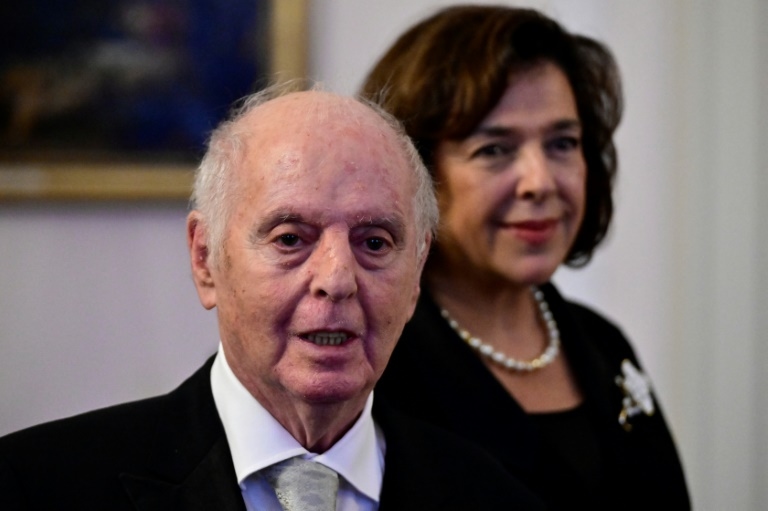 Daniel Barenboim reveals he has Parkinson's disease