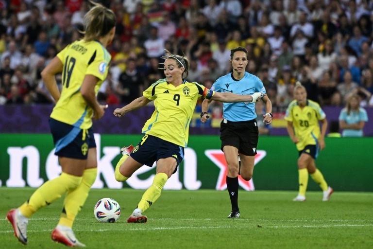 Sweden flying under Euros radar ahead of England clash, says Asllani