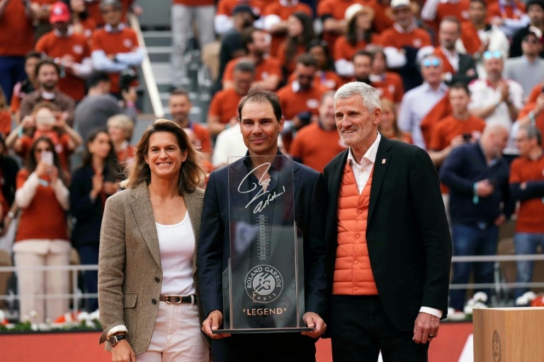 Mauresmo defends French Open schedule and women&#39;s primetime snub