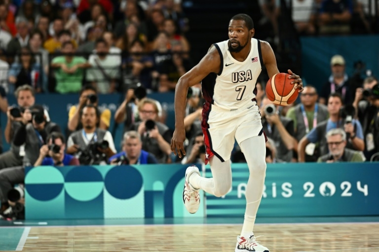 NBA star Durant takes minority PSG stake
