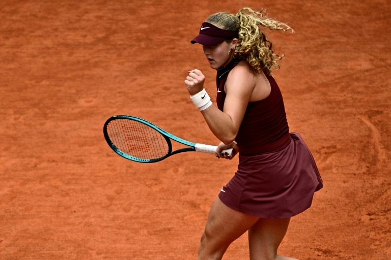 Sinner powers into French Open last 16, Pegula and Andreeva advance