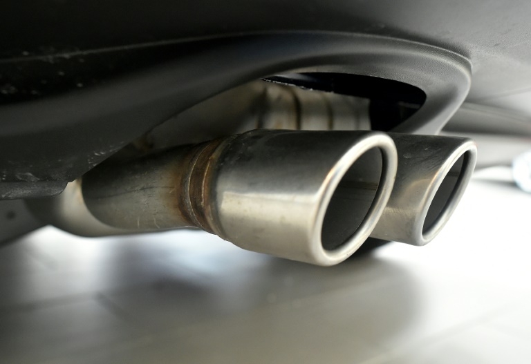EU parliament backs emissions reprieve for carmakers