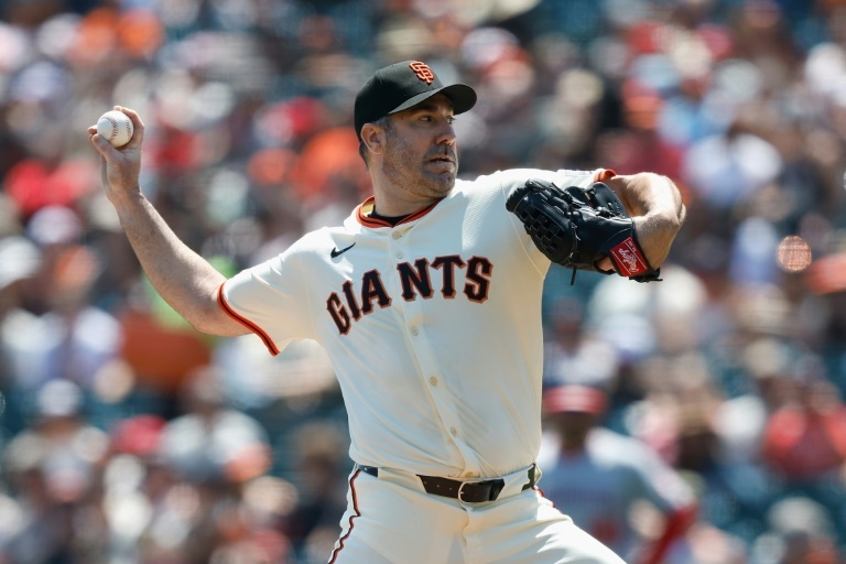 Giants' Verlander joins exclusive 3,500 strikeout club