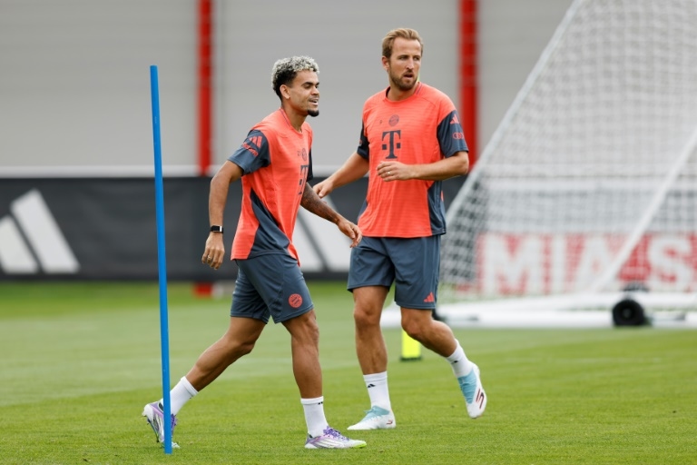 Bayern's Bundesliga crown up for grabs after rocky summer