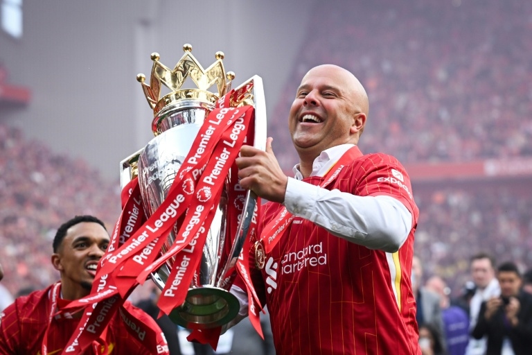 Liverpool splash out to secure status as Premier League's top dogs