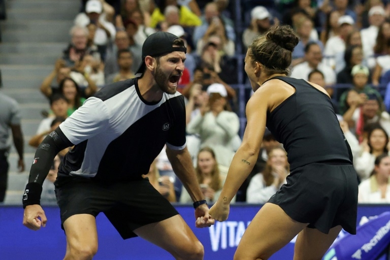 Errani, Vavassori retain US Open mixed doubles title in revamped event