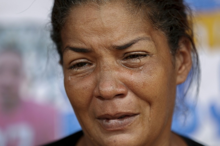 Venezuelans watch in horror as Trump sends family to El Salvador