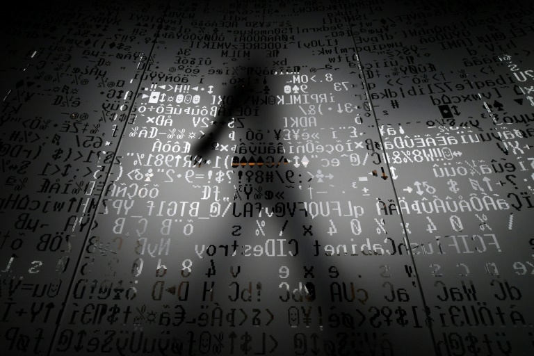Swiss probe intelligence leaks to Russia