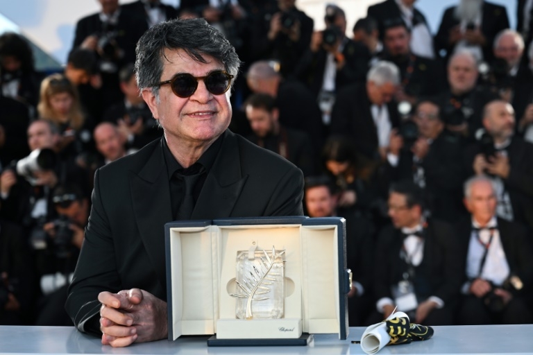 Iran Cannes winner Panahi backs trucker strikes