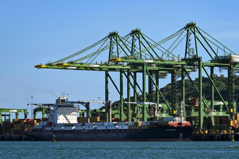 China warns Panama ports deal firms to 'proceed with caution'