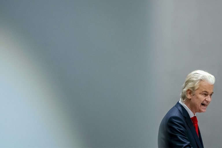 White House backs Dutch far-right leader after government falls