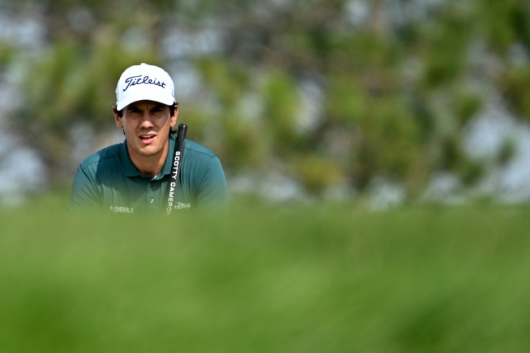 Manassero, Fox share PGA Canadian Open lead with plenty in pursuit