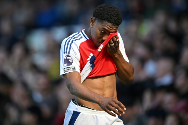 Arsenal held by Everton, Wolves push Ipswich closer to relegation