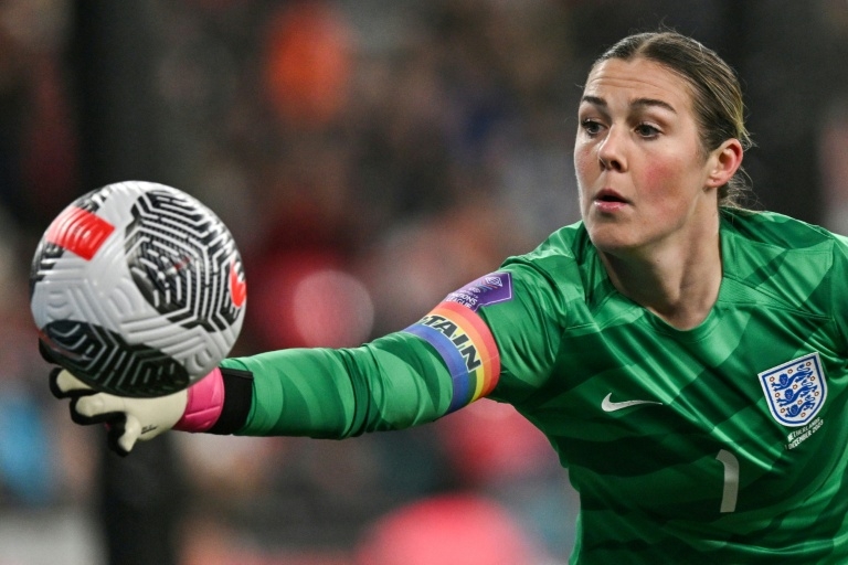 Earps England retirement &#39;hard&#39; for Wiegman to accept