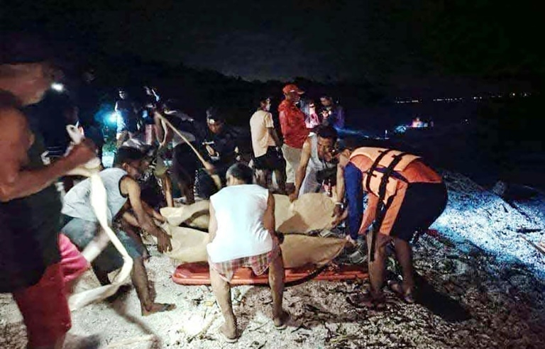 Russian divers found dead near popular Philippines resort