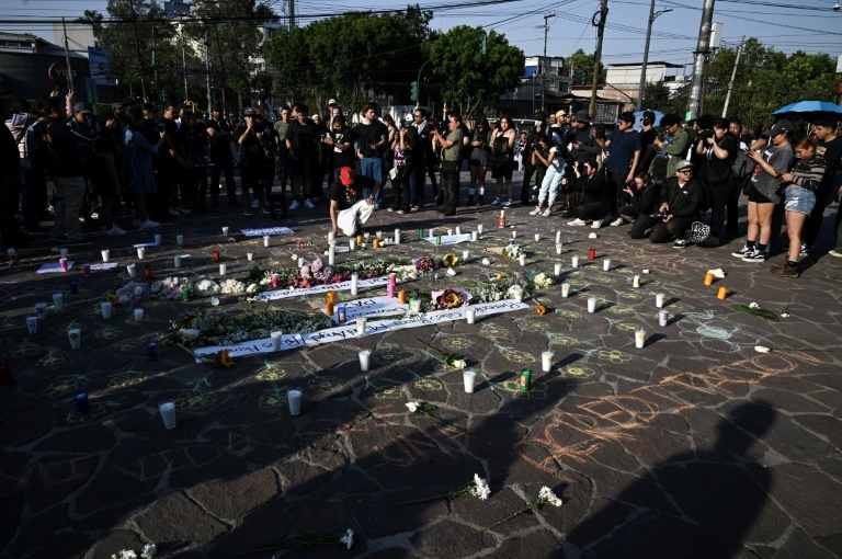 Mexico mourns photographers killed in music festical mishap