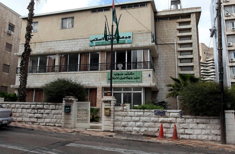 Jordan bans Muslim Brotherhood group