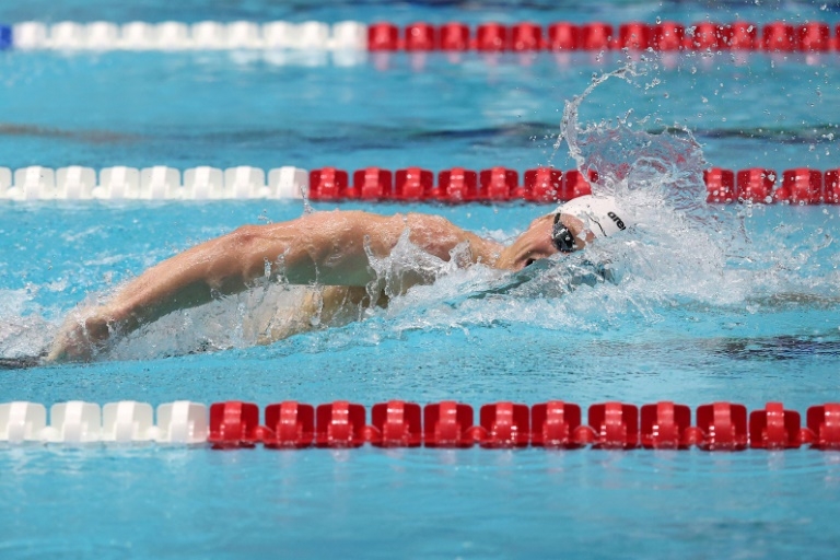 Hobson blazes to 200m free victory at US Swim Championships