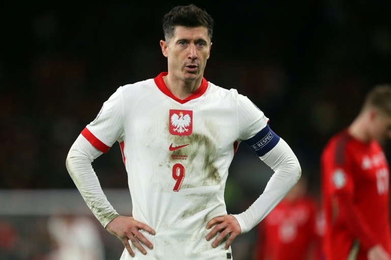 Lewandowski to boycott national team under current coach