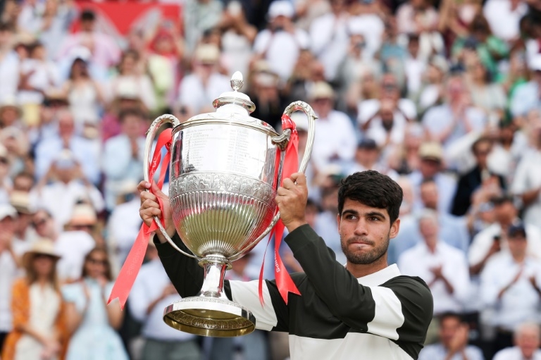 Queen's champion Alcaraz in the groove ahead of Wimbledon