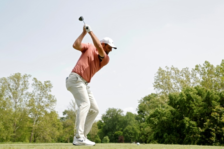 Scheffler grabs lead at PGA Tour's Memorial Tournament
