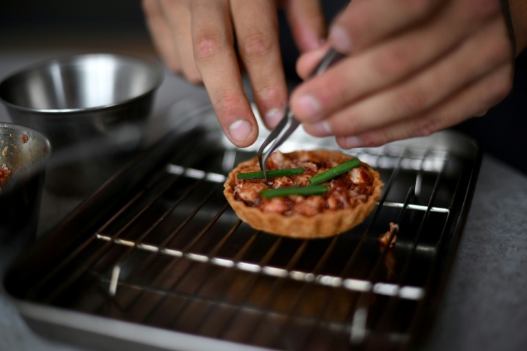 Female chefs condemn sexism in British kitchens