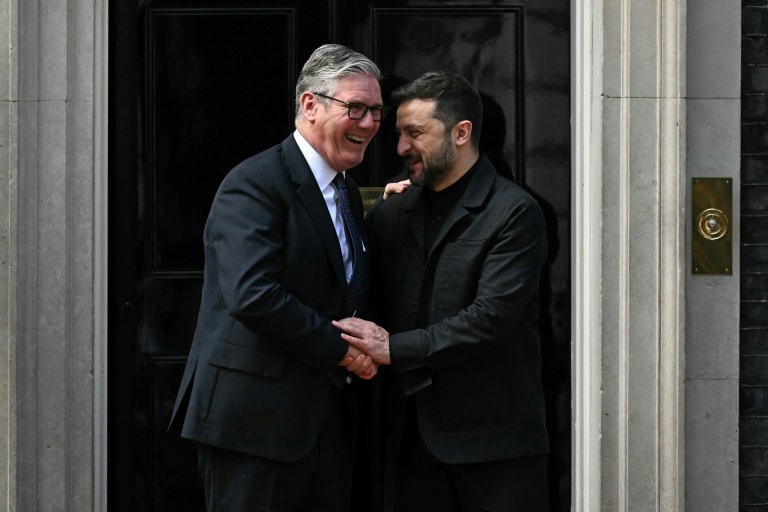 UK PM hosts Zelensky in London on eve of US-Russia summit