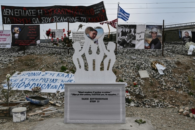 Greece marks train crash anniversary with national stoppage