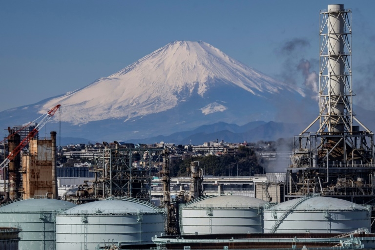 Japan 2024 growth slows despite stronger fourth quarter