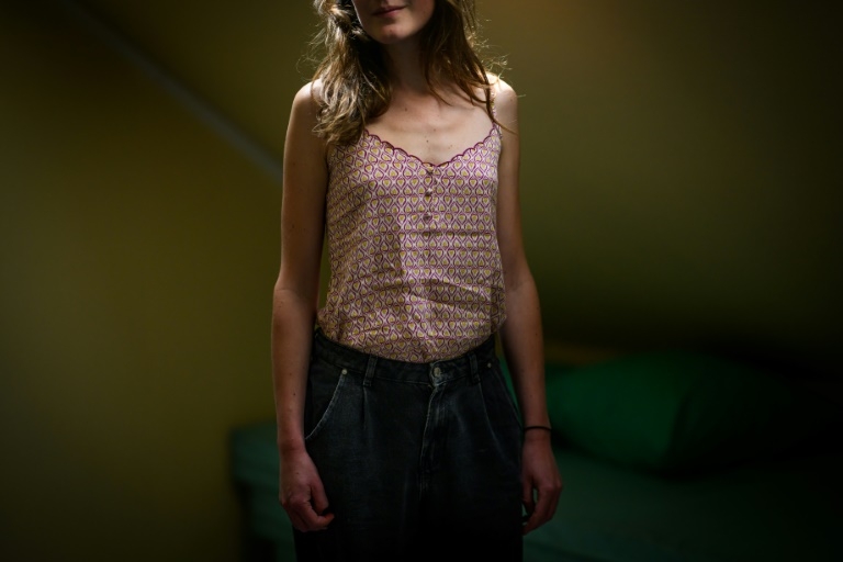 How social media can 'trigger' eating disorders in young people