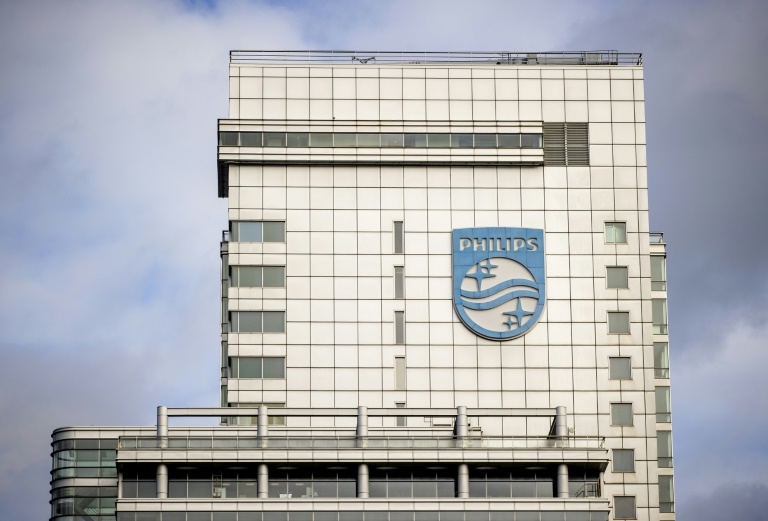 Philips turns in a profit but China, tariffs weigh