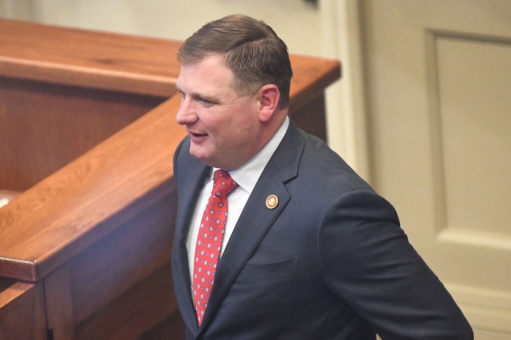 Alabama House committee approves bill giving educators immunity for misgendering students