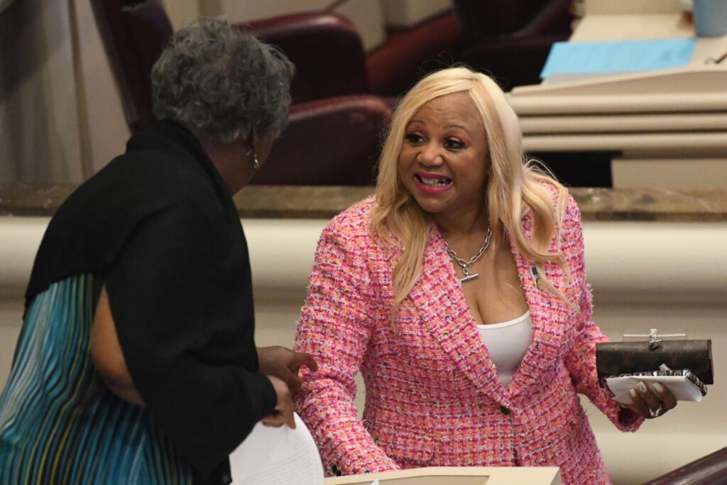 Alabama House bill would allow pregnant women to delay incarceration