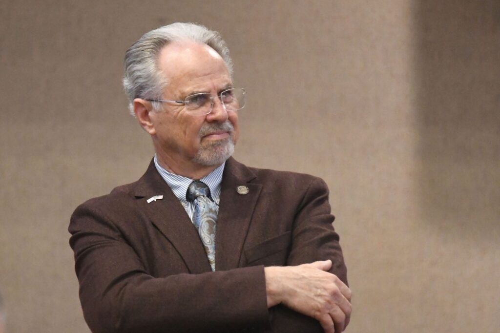Alabama House, Senate bills mandating Ten Commandments school displays pass committees