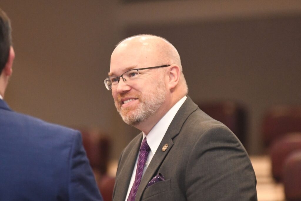 Human cloning ban moves toward vote in Alabama Senate