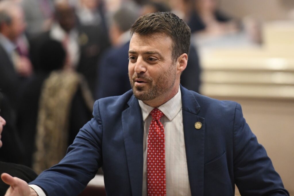 Alabama immigration enforcement bill gets approval from 2nd House committee