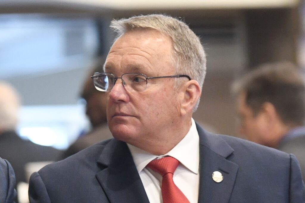 Police immunity bill approved in committee, moves to Alabama Senate floor