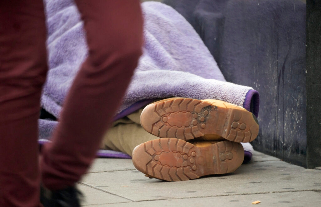 Federal appeals court upholds ruling against Alabama panhandling laws